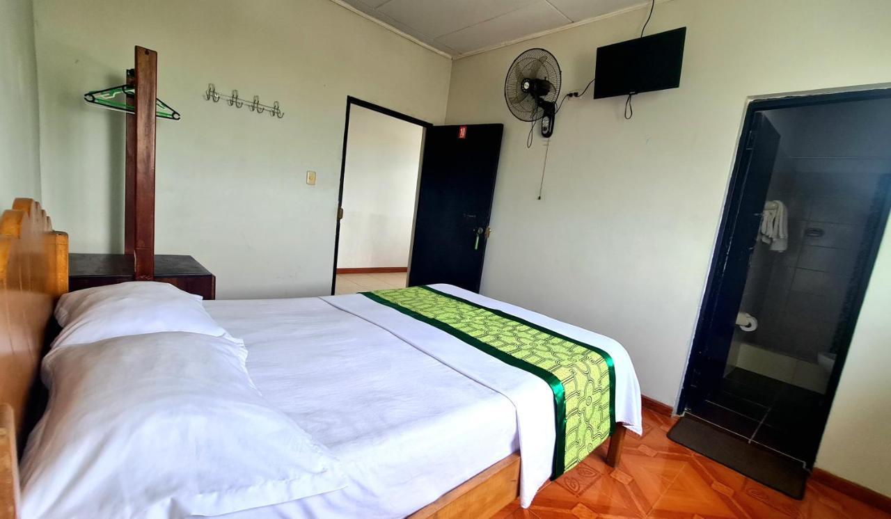Hostal Maravilla Amazonica Икитос Экстерьер фото