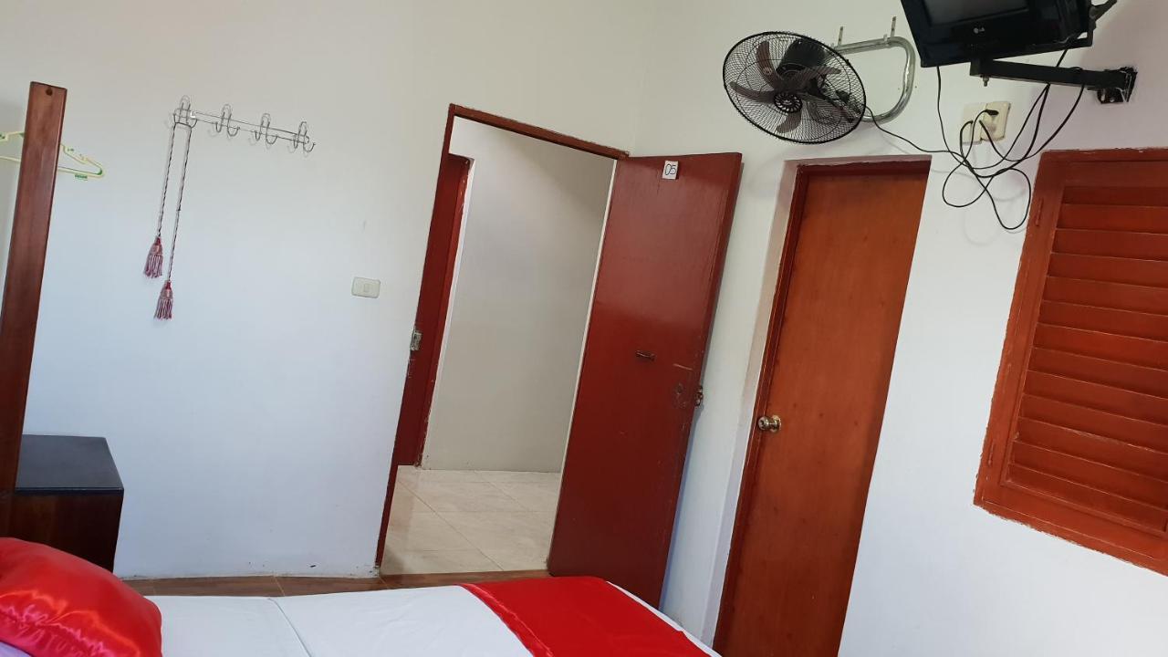 Hostal Maravilla Amazonica Икитос Экстерьер фото